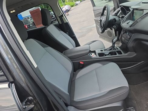 Used 2018 Ford Escape SE w/ SE Sync 3 Package AWD/4WD image 26