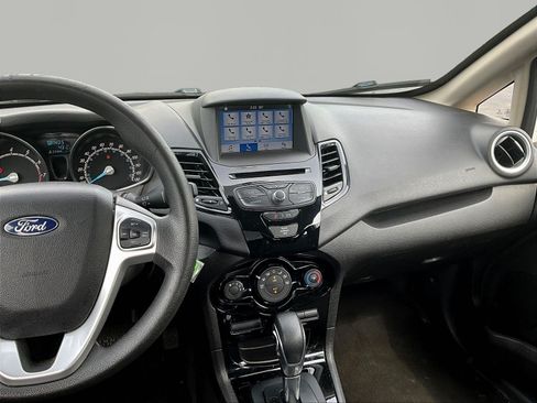 Used 2019 Ford Fiesta SE w/ Equipment Group 201A FWD image 9