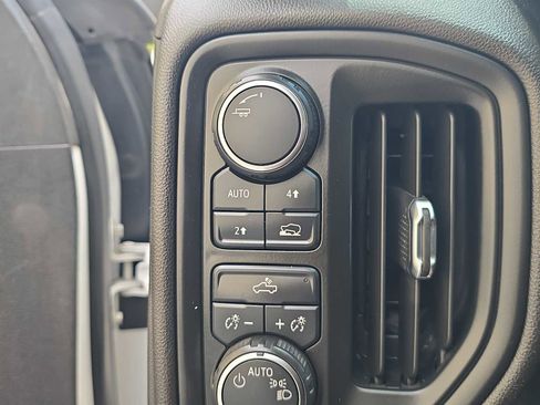 Used 2021 Chevrolet Silverado 1500 W/T w/ WT Fleet Convenience Package AWD/4WD image 24