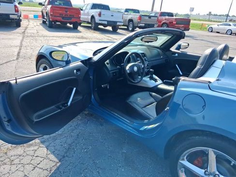 Used 2008 Saturn Sky w/ Premium Trim Package RWD image 30