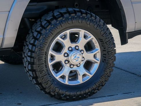 Used 2020 RAM 2500 Laramie image 14