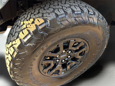 Used 2024 Ford Bronco Raptor AWD/4WD image 34