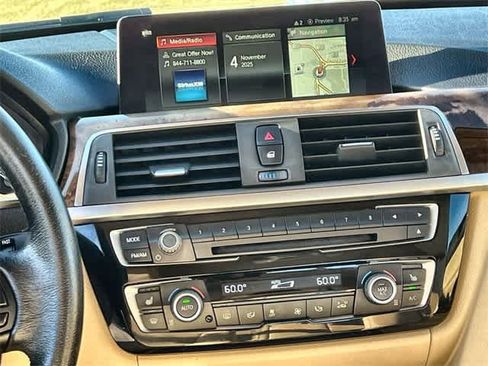 Used 2018 BMW 320i Sedan image 18