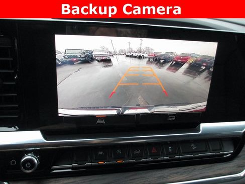 Used 2024 GMC Sierra 1500 SLT image 16