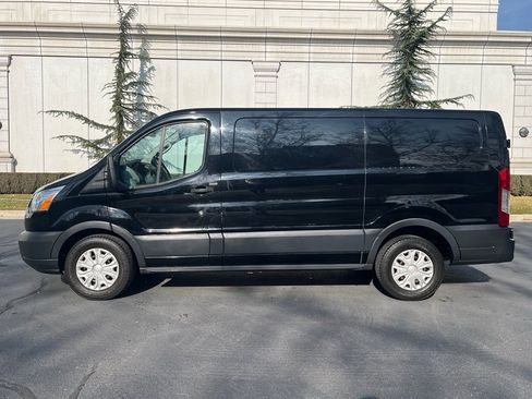 Used 2017 Ford Transit 150 130 Low Roof w/ Exterior Upgrade Package image 10