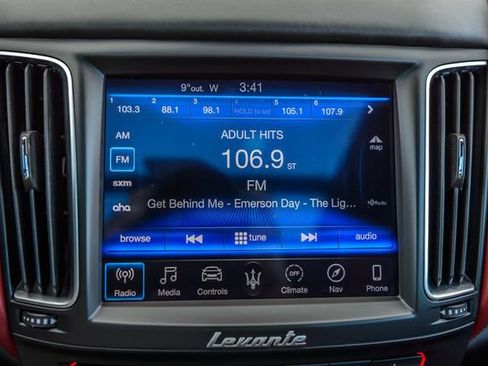 Used 2019 Maserati Levante GranSport AWD/4WD image 19