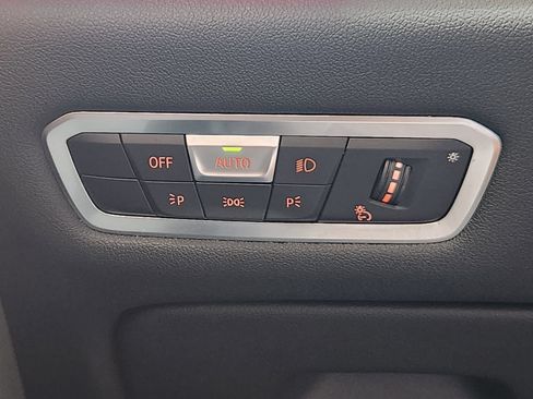 Used 2023 BMW X5 sDrive40i w/ Parking Assistance Package RWD image 21