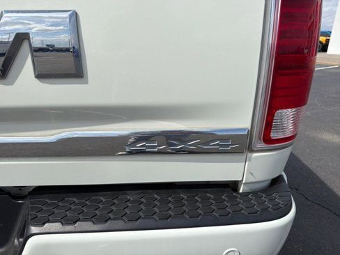 Used 2018 RAM 1500 Limited image 15