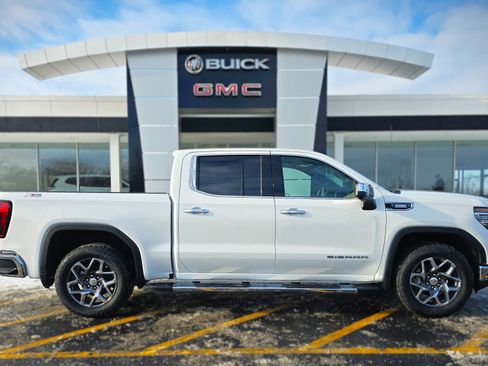 New 2026 GMC Sierra 1500 SLT w/ SLT Premium Plus Package image 10