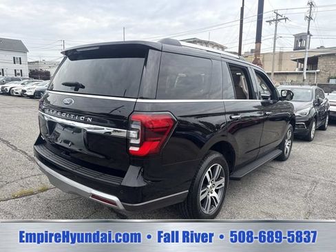 Used 2024 Ford Expedition Limited AWD/4WD image 8