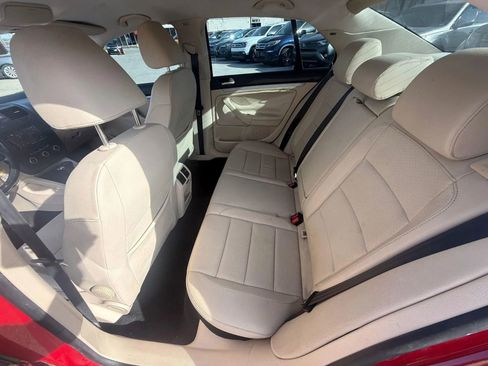 Used 2010 Volkswagen Jetta Limited Edition image 15
