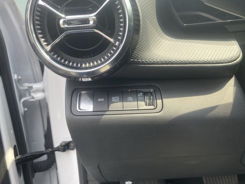 Used 2025 Chevrolet Equinox LT AWD/4WD image 19