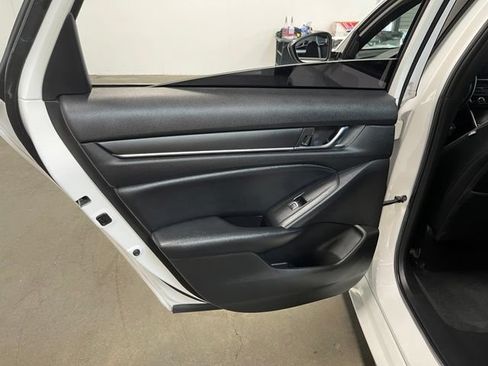 Used 2021 Honda Accord Sport image 19