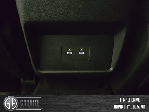 Used 2026 Nissan Rogue SV AWD/4WD image 34