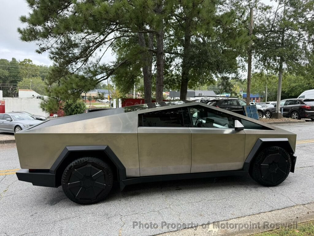Used 2024 Tesla Cybertruck Cyberbeast AWD/4WD image 5
