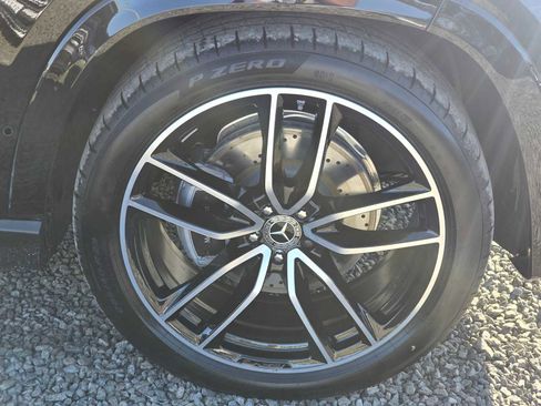 New 2025 Mercedes-Benz GLS 580 4MATIC image 9