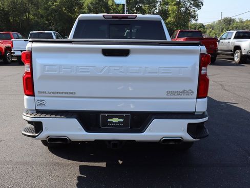 Used 2023 Chevrolet Silverado 1500 High Country w/ Z71 Off-Road Package image 34