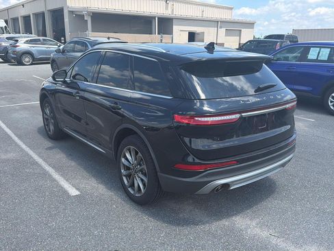 Used 2022 Lincoln Corsair AWD w/ Premium Package image 3