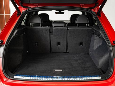 Used 2024 Audi Q3 2.0T Premium image 22