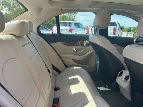 Used 2016 Mercedes-Benz C 300 4MATIC Sedan image 22
