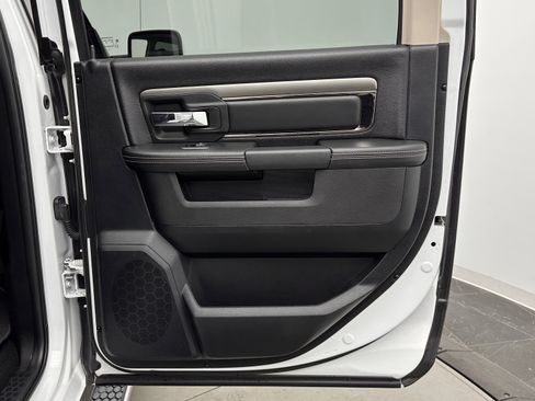 Used 2017 RAM 1500 Sport w/ Convenience Group image 32