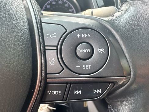 Used 2024 Toyota Camry SE image 33