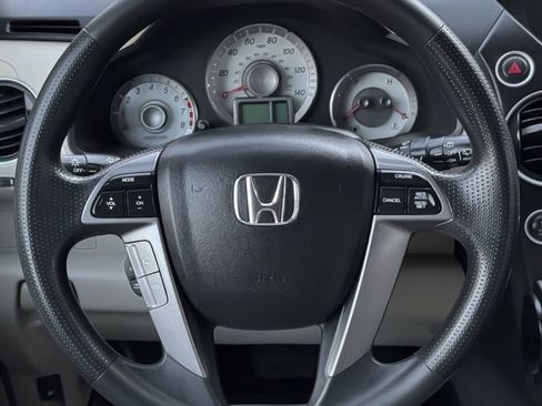 Used 2013 Honda Pilot LX image 18