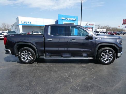 Used 2022 GMC Sierra 1500 SLT w/ SLT Premium Package image 4
