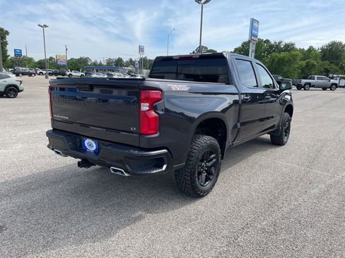 Used 2024 Chevrolet Silverado 1500 LT Trail Boss w/ Convenience Package II AWD/4WD image 5