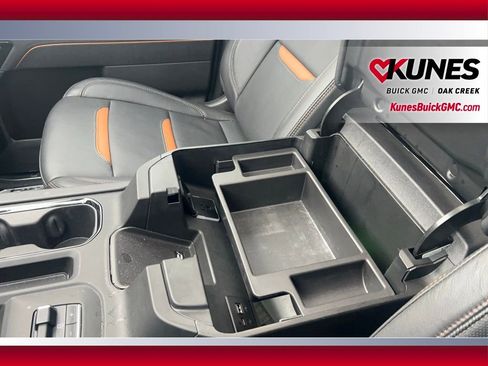 Used 2025 GMC Sierra 2500 AT4 w/ AT4 Premium Plus Package image 26