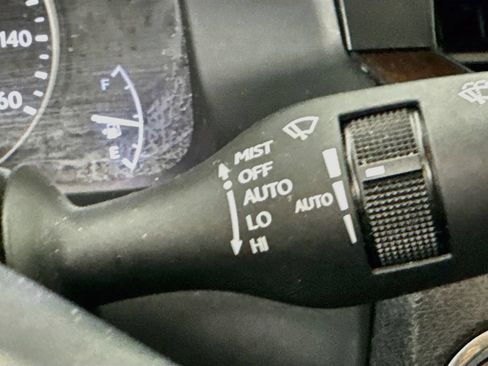 Used 2014 Lexus ES 350 w/ Luxury Package FWD image 15