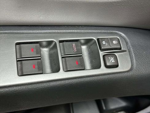 Used 2014 Subaru Tribeca Limited AWD/4WD image 18