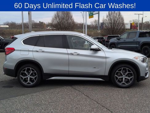 Used 2018 BMW X1 xDrive28i image 2