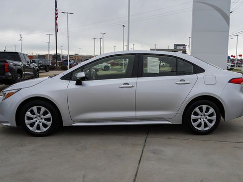 Certified 2024 Toyota Corolla LE image 5