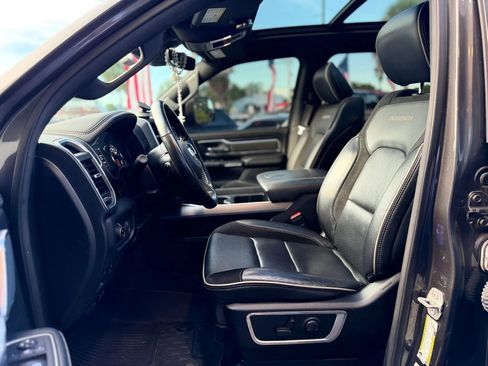 Used 2023 RAM 1500 Laramie RWD image 31