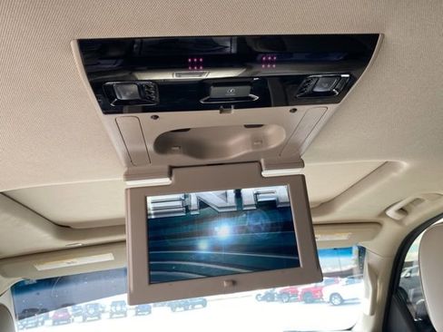 Used 2017 GMC Yukon Denali w/ Open Road Package image 15