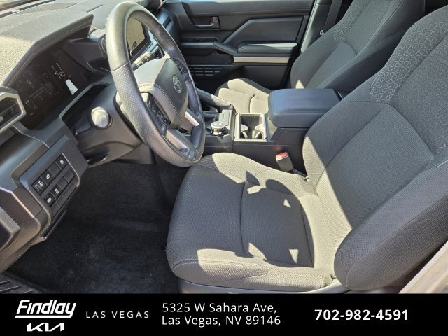 Used 2025 Toyota 4Runner SR5 AWD/4WD image 12
