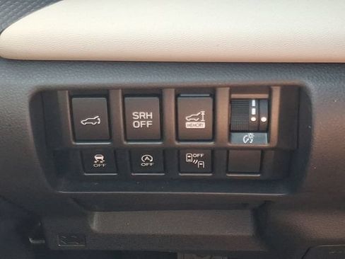 Certified 2023 Subaru Forester Limited AWD/4WD image 24