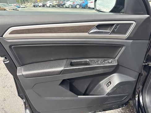 Used 2018 Volkswagen Atlas SEL image 9