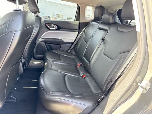 Used 2022 Jeep Compass Limited image 22
