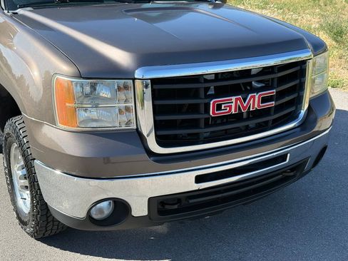 Used 2008 GMC Sierra 2500 SLE AWD/4WD image 5
