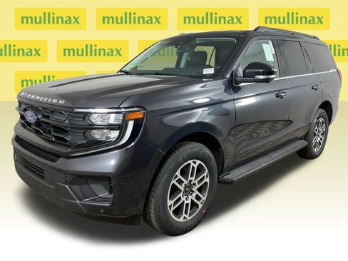 New 2026 Ford Expedition Active RWD image 14