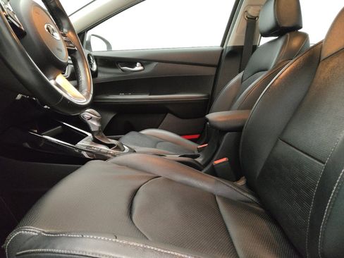 Used 2019 Kia Forte EX FWD image 17