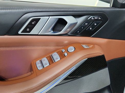 Used 2024 BMW X7 M60i w/ Executive Package image 17