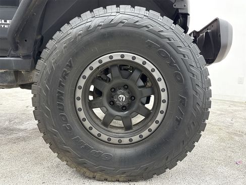 Used 2016 Jeep Wrangler Unlimited Sport w/ Connectivity Group image 38