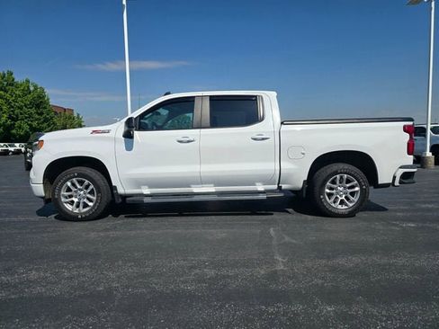 Used 2024 Chevrolet Silverado 1500 RST AWD/4WD image 8