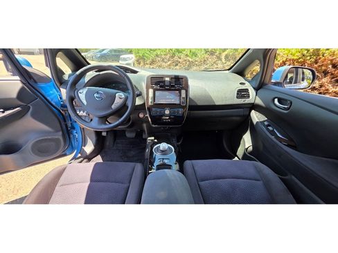 Used 2013 Nissan Leaf SV FWD image 3