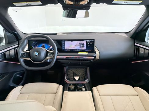 Used 2025 BMW X3 xDrive30i w/ Premium Package AWD/4WD image 17