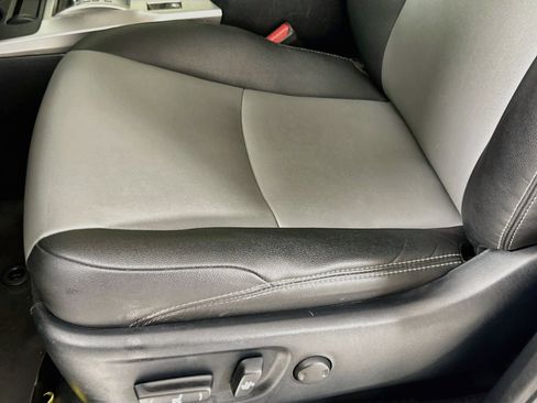 Used 2020 Toyota 4Runner SR5 Premium w/ Moonroof Package AWD/4WD image 20