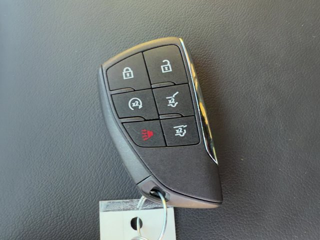 Used 2025 GMC Yukon XL Denali AWD/4WD image 26